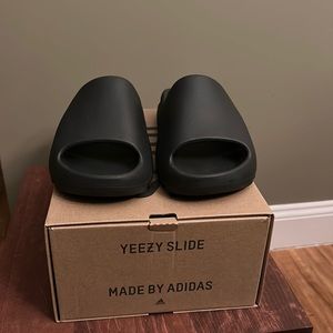 Yeezy Slides 'Onyx'